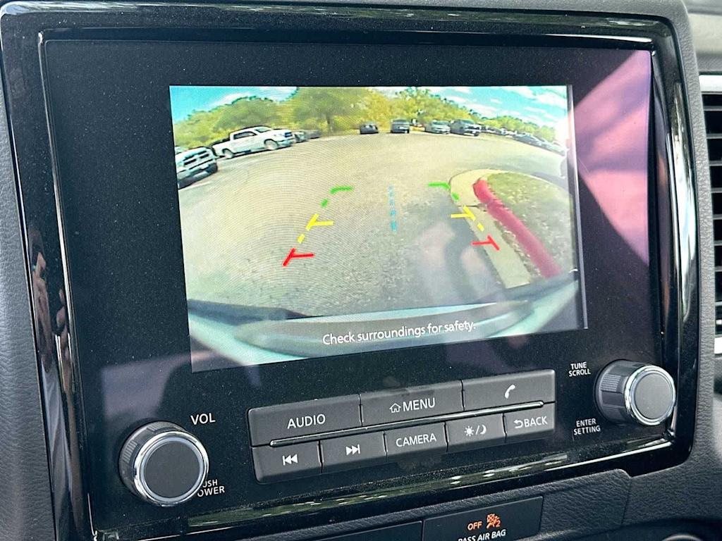 Thumbnail: 2022 Nissan Frontier - 13