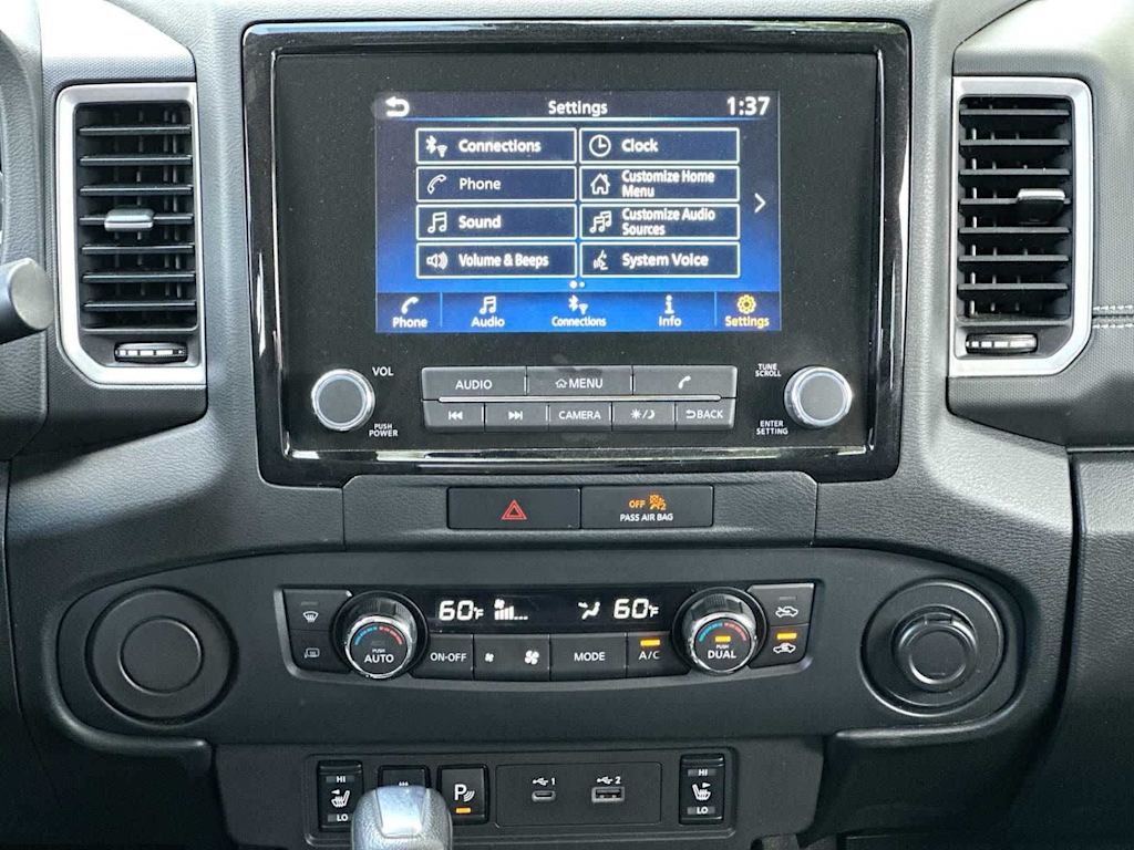 Thumbnail: 2022 Nissan Frontier - 28