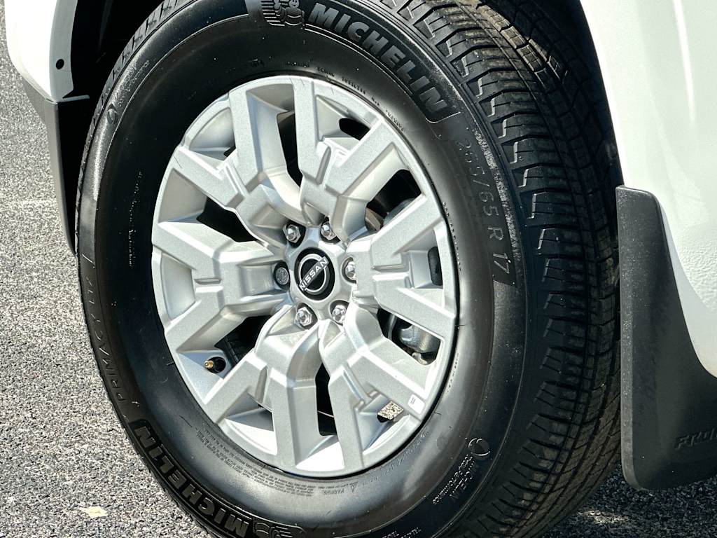 Thumbnail: 2024 Nissan Frontier - 7