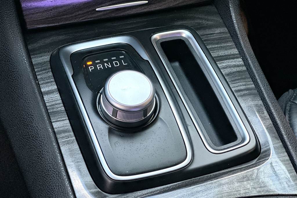 Thumbnail: 2019 Chrysler 300 - 14