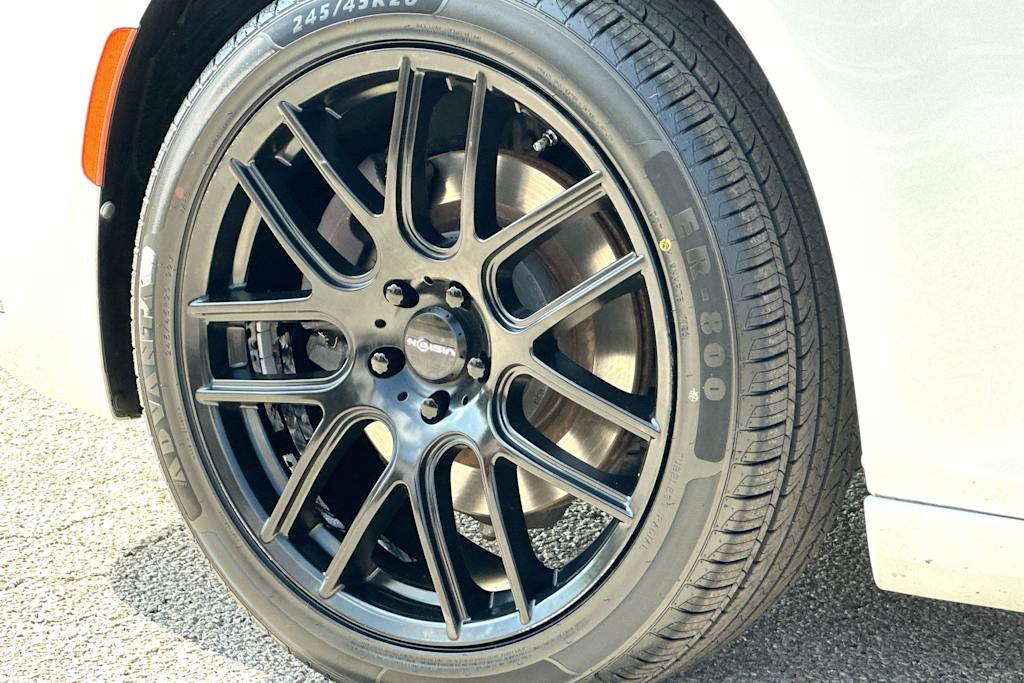 Thumbnail: 2019 Chrysler 300 - 8