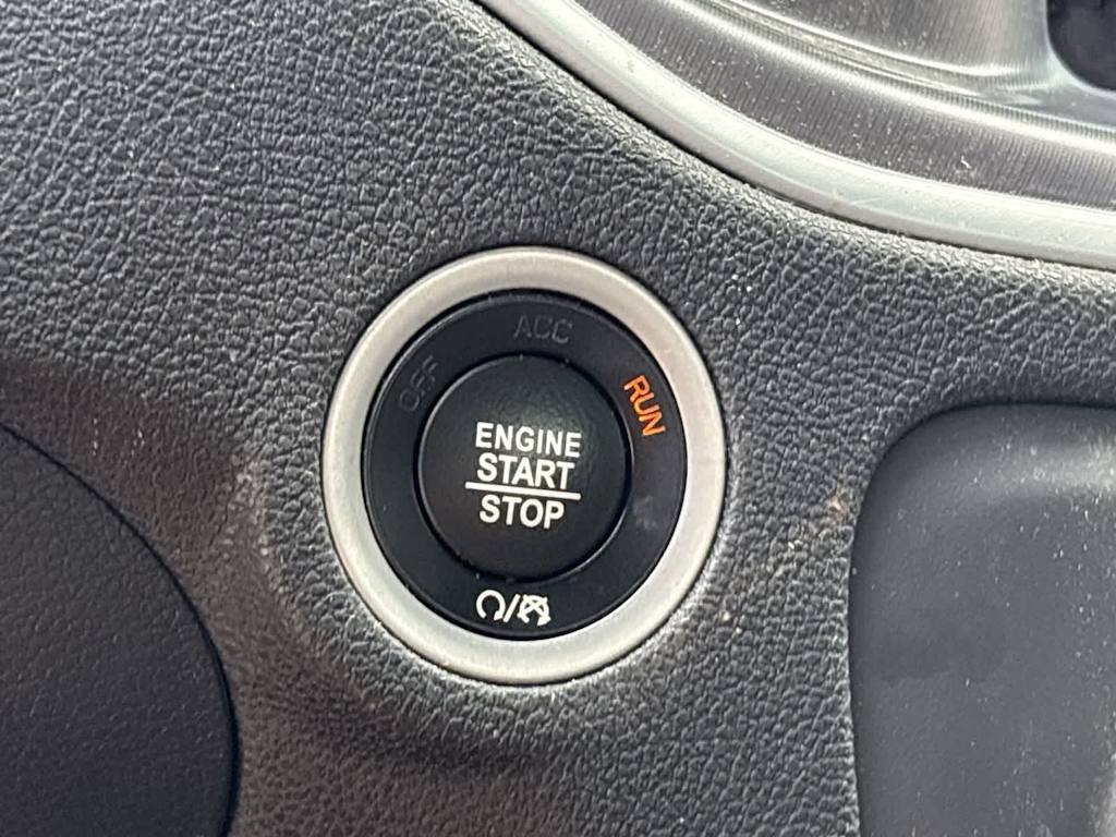 Thumbnail: 2020 Dodge Charger - 20
