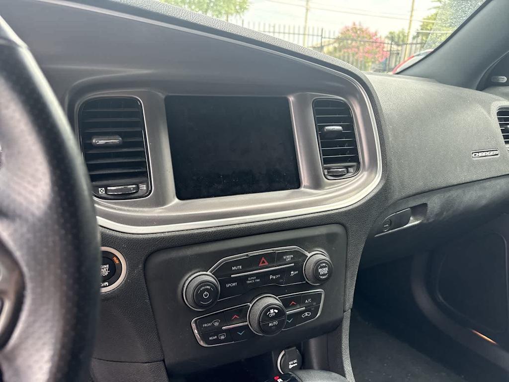 Thumbnail: 2020 Dodge Charger - 10