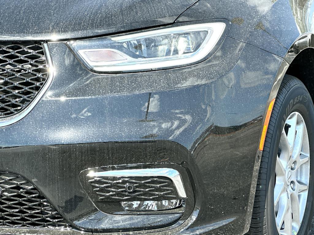 Thumbnail: 2026 Chrysler Pacifica - 27