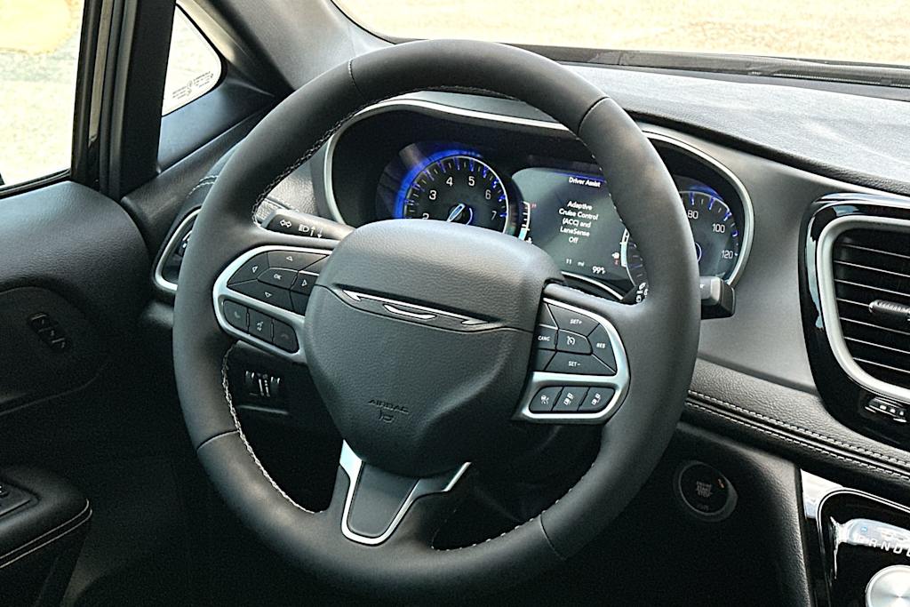 Thumbnail: 2027 Chrysler Pacifica - 13