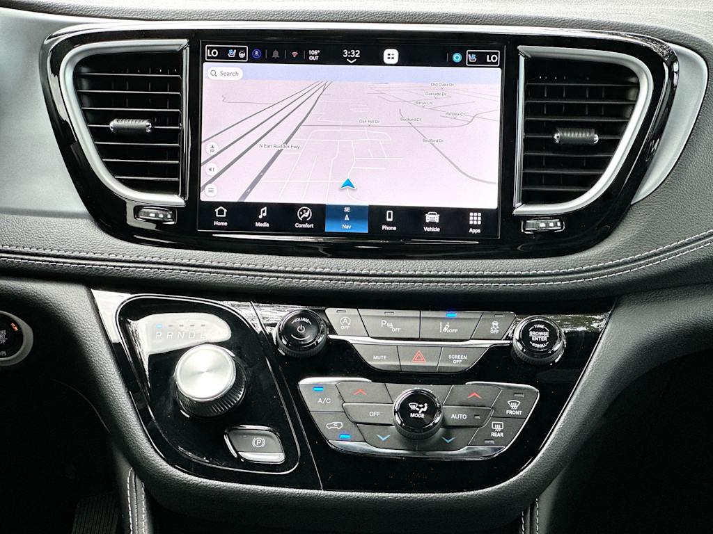 Thumbnail: 2026 Chrysler Pacifica - 28