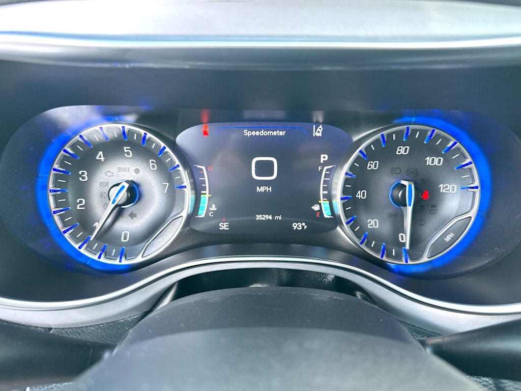 Thumbnail: 2025 Chrysler Pacifica - 14
