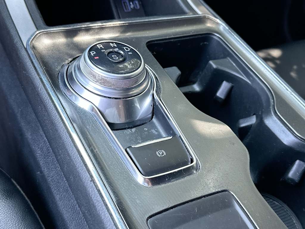 Thumbnail: 2022 Ford Edge - 14