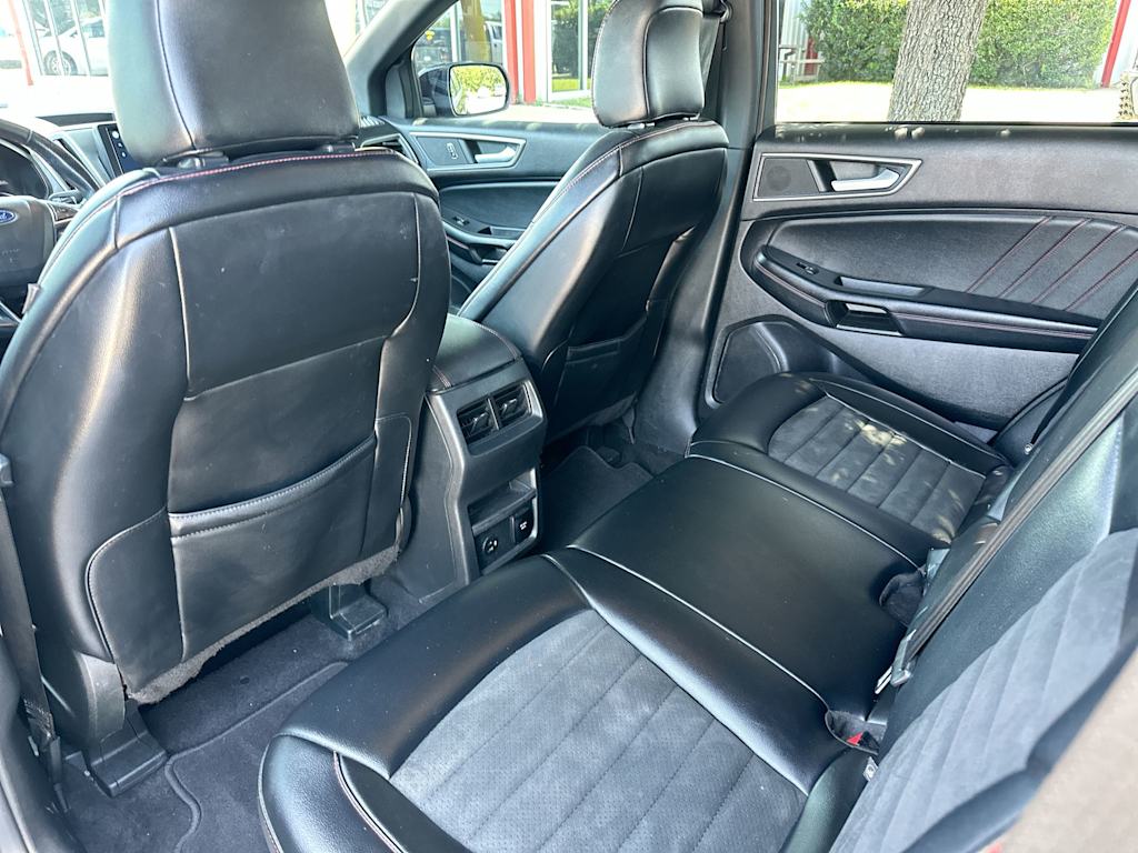 Thumbnail: 2022 Ford Edge - 28