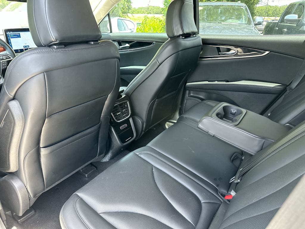 Thumbnail: 2022 Lincoln Nautilus - 29