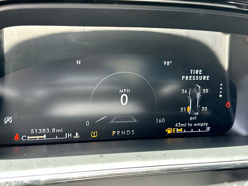 Thumbnail: 2022 Lincoln Nautilus - 14