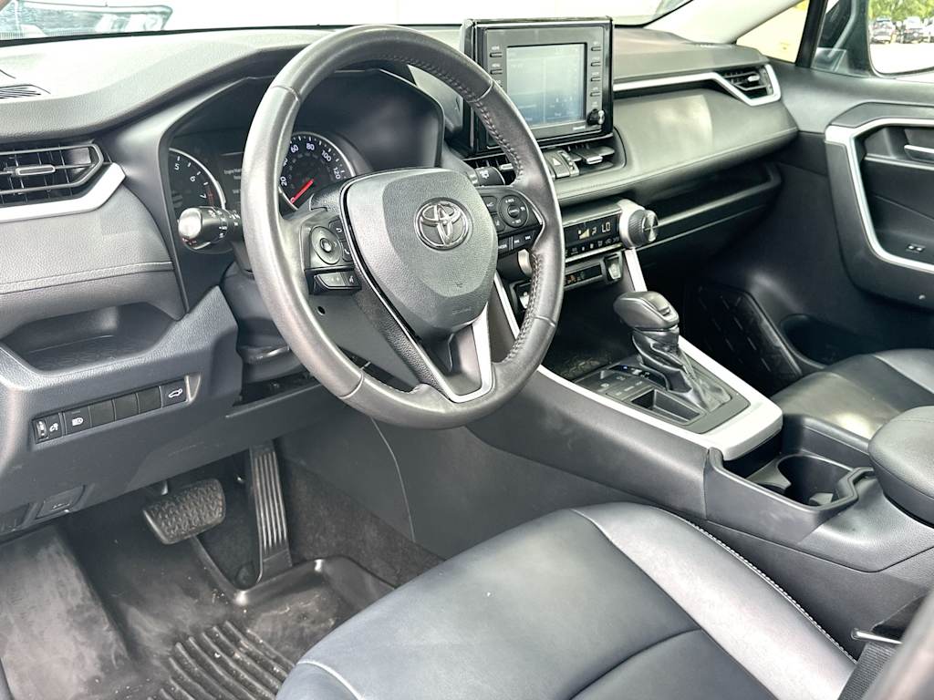 Thumbnail: 2020 Toyota RAV4 - 2