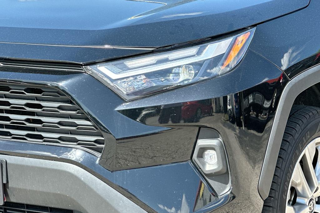 Thumbnail: 2023 Toyota RAV4 - 27