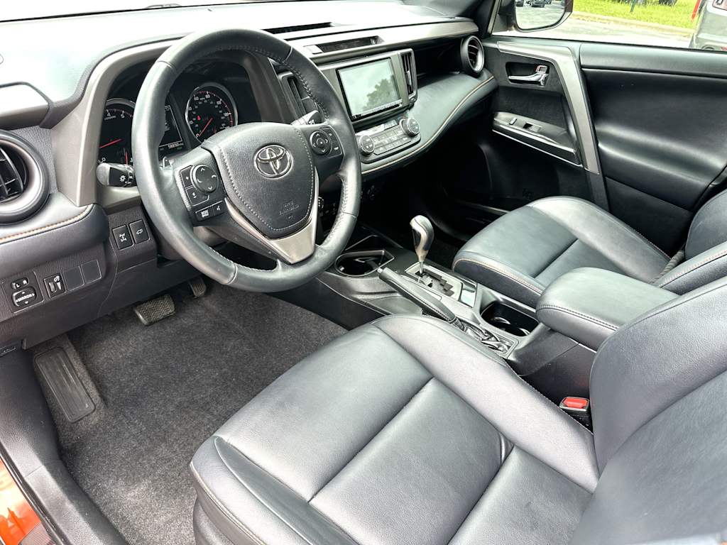 Thumbnail: 2016 Toyota RAV4 - 2