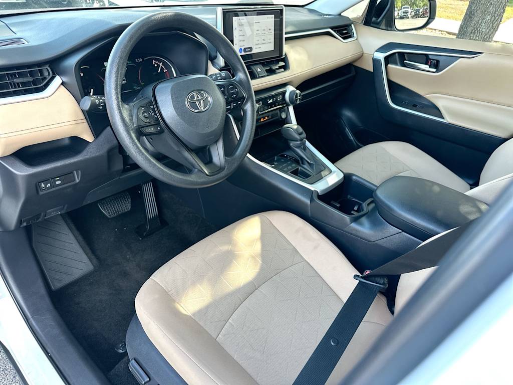 Thumbnail: 2025 Toyota RAV4 - 2