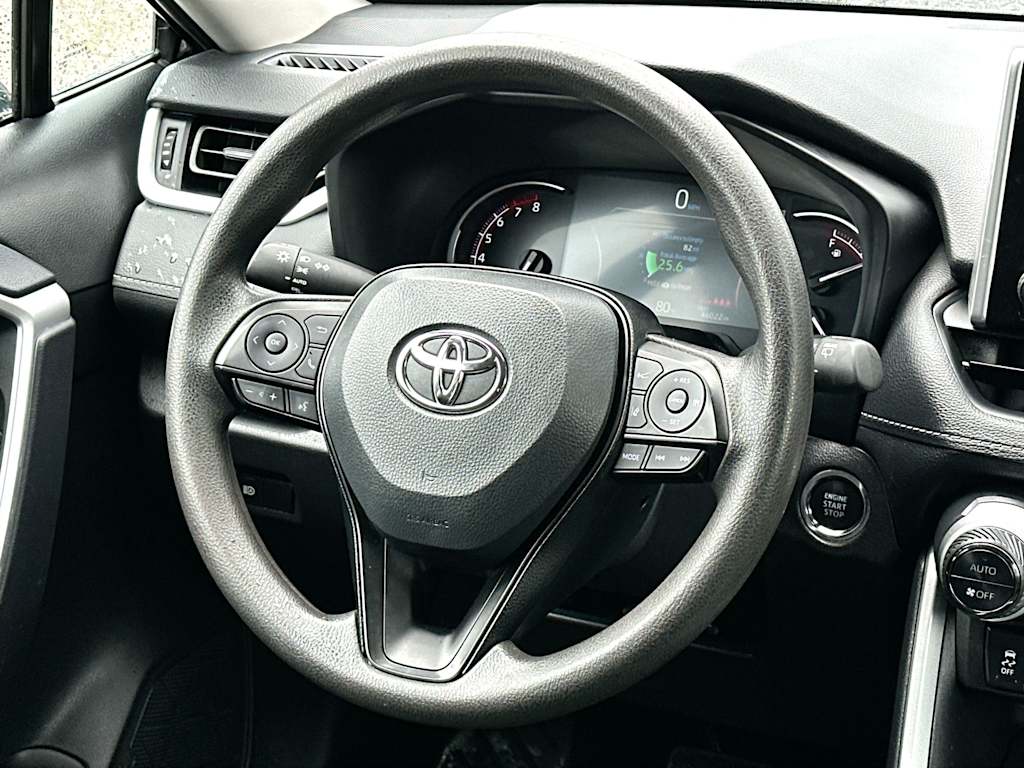Thumbnail: 2025 Toyota RAV4 - 12