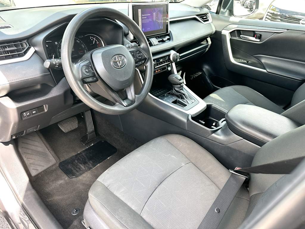 Thumbnail: 2025 Toyota RAV4 - 2