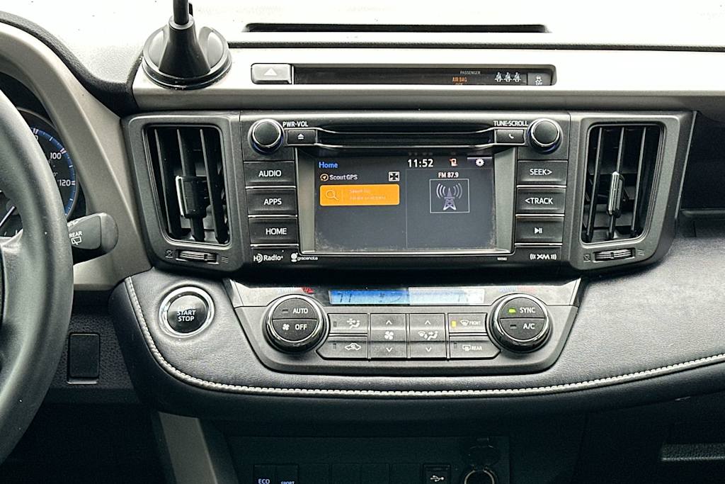 Thumbnail: 2018 Toyota RAV4 - 29