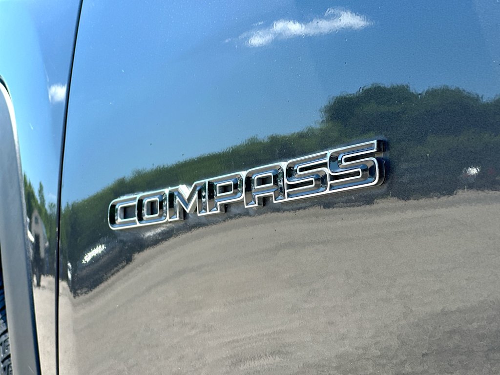 Thumbnail: 2019 Jeep Compass - 7