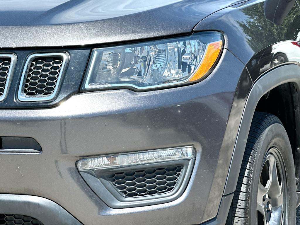 Thumbnail: 2019 Jeep Compass - 27