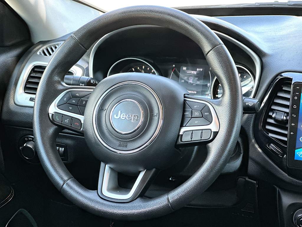 Thumbnail: 2019 Jeep Compass - 12