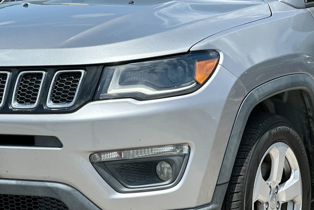 Thumbnail: 2018 Jeep Compass - 26