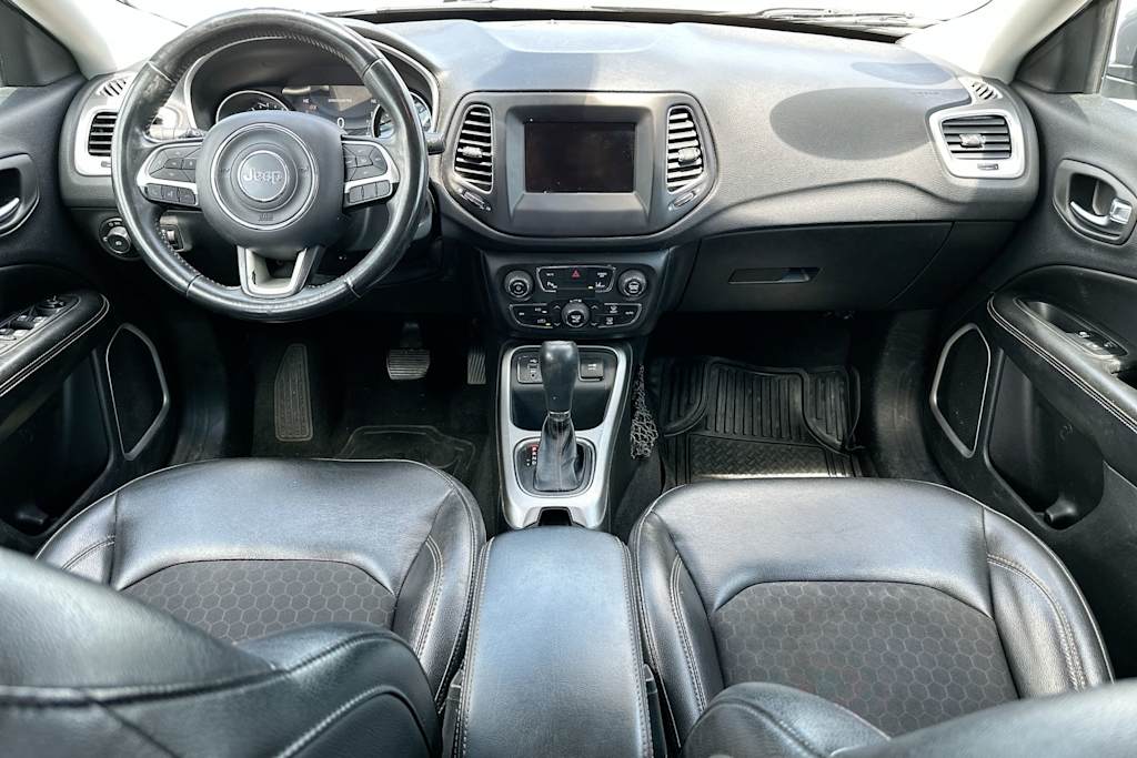 Thumbnail: 2018 Jeep Compass - 9