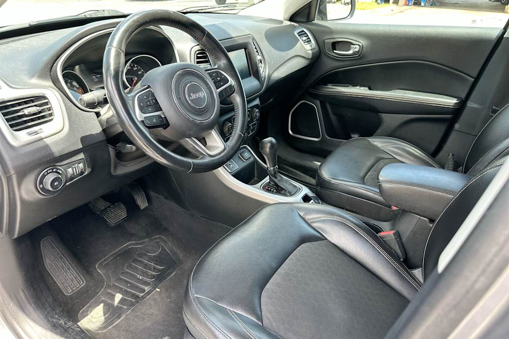 Thumbnail: 2018 Jeep Compass - 2
