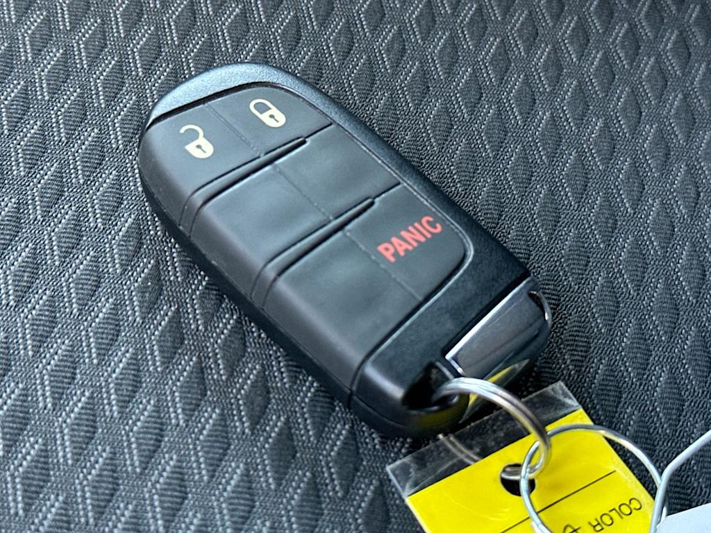 Thumbnail: 2023 Jeep Compass - 16