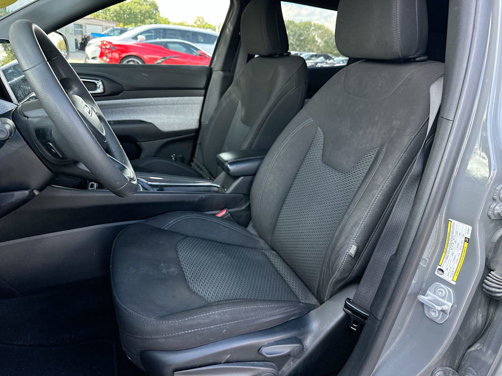 Thumbnail: 2023 Jeep Compass - 10