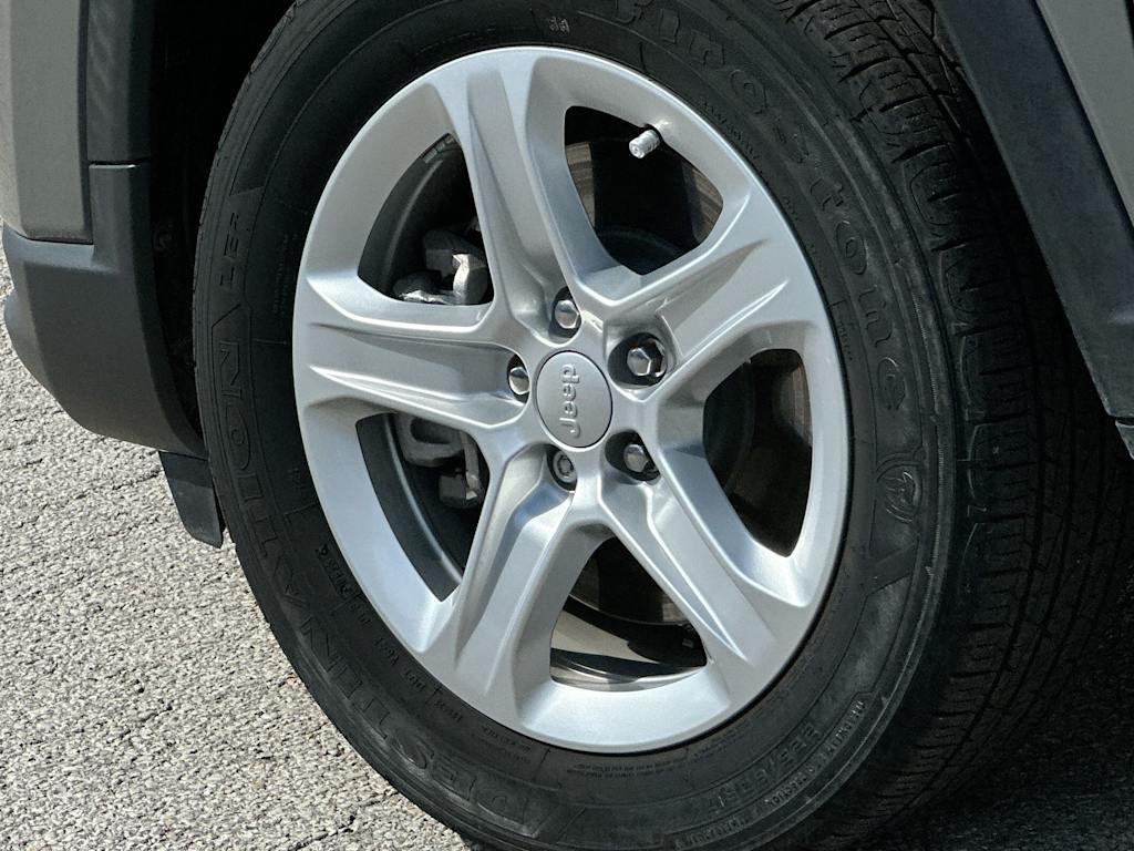 Thumbnail: 2023 Jeep Compass - 8