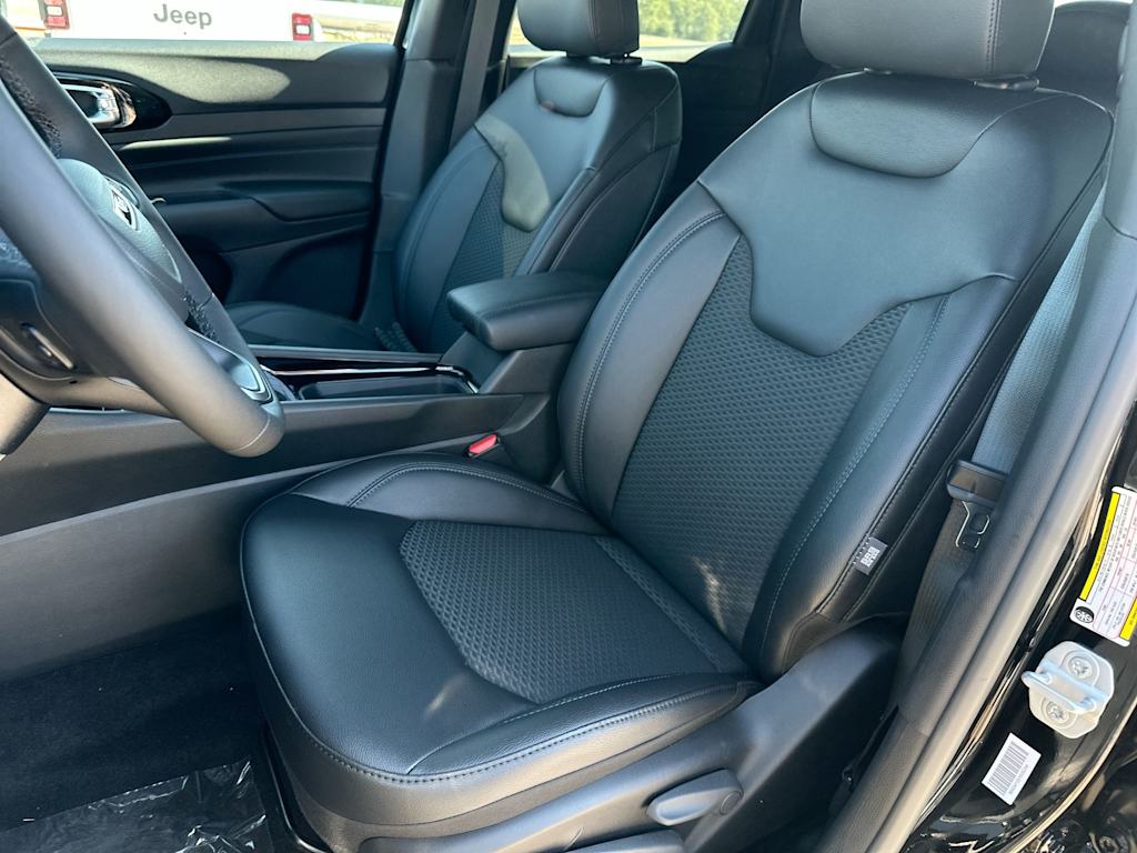 Thumbnail: 2026 Jeep Compass - 10