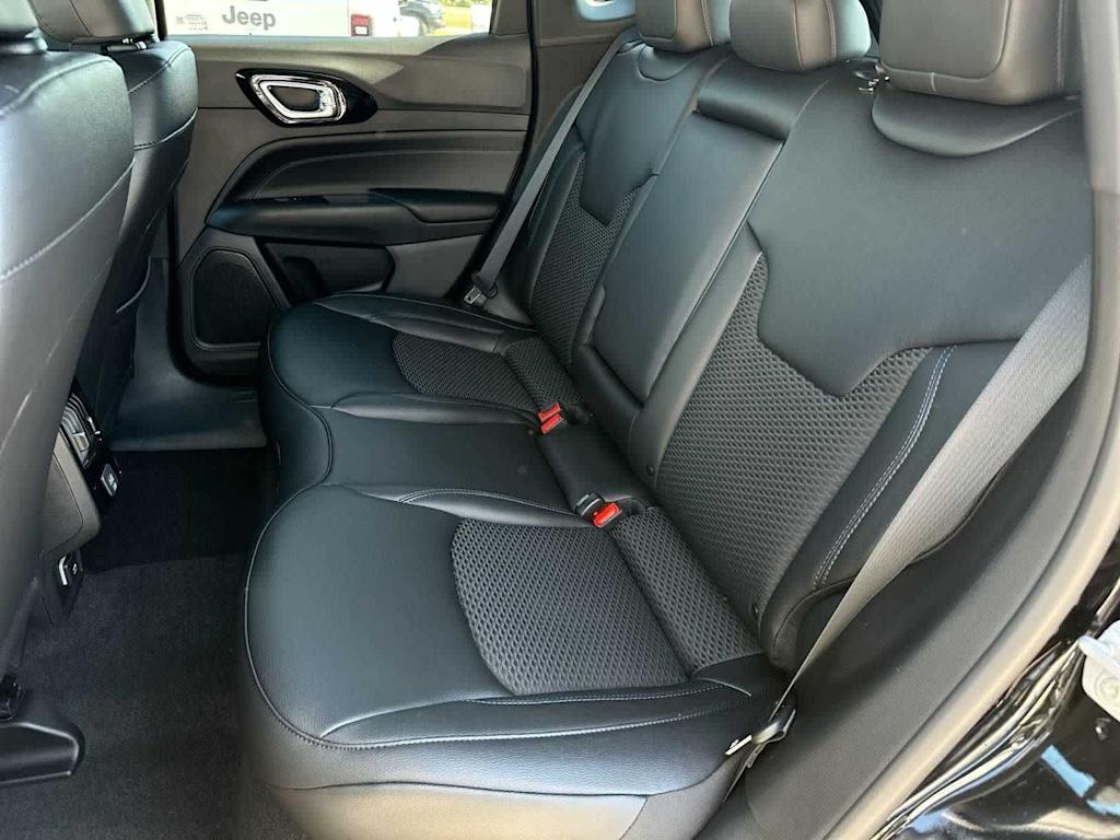 Thumbnail: 2026 Jeep Compass - 11