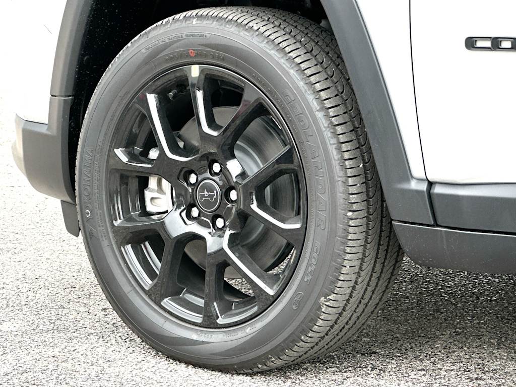 Thumbnail: 2026 Jeep Compass - 8