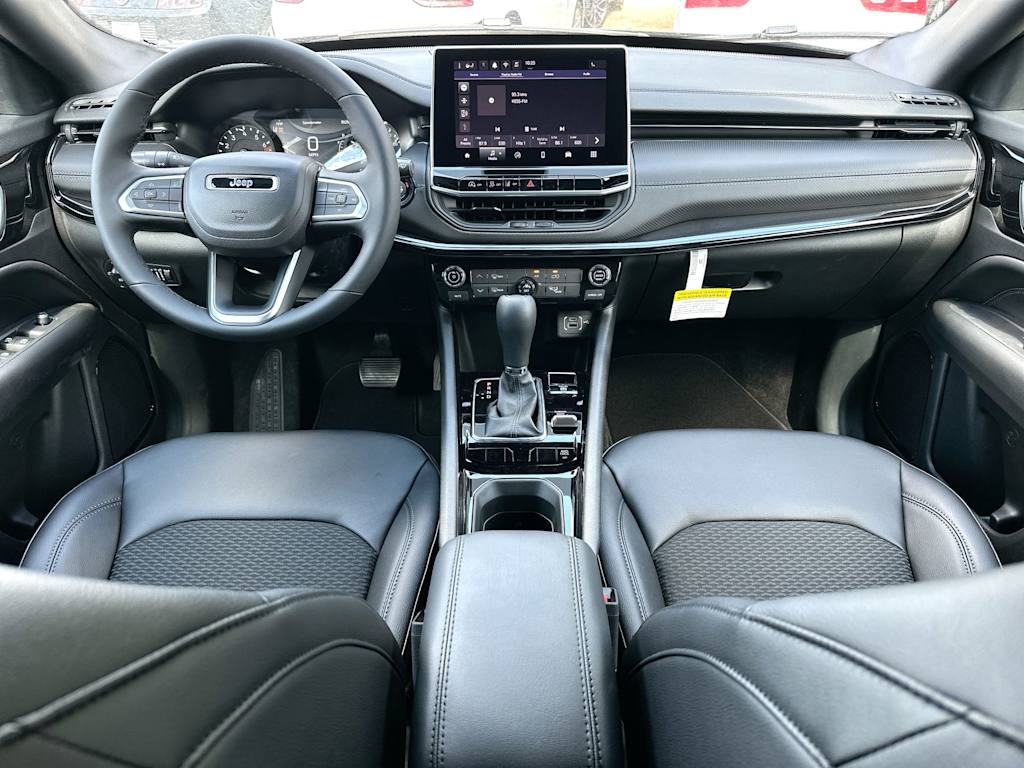 Thumbnail: 2026 Jeep Compass - 9
