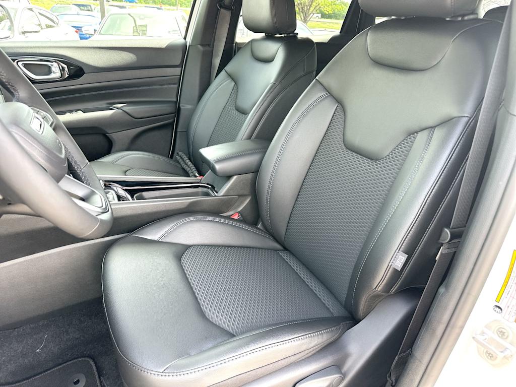 Thumbnail: 2026 Jeep Compass - 10