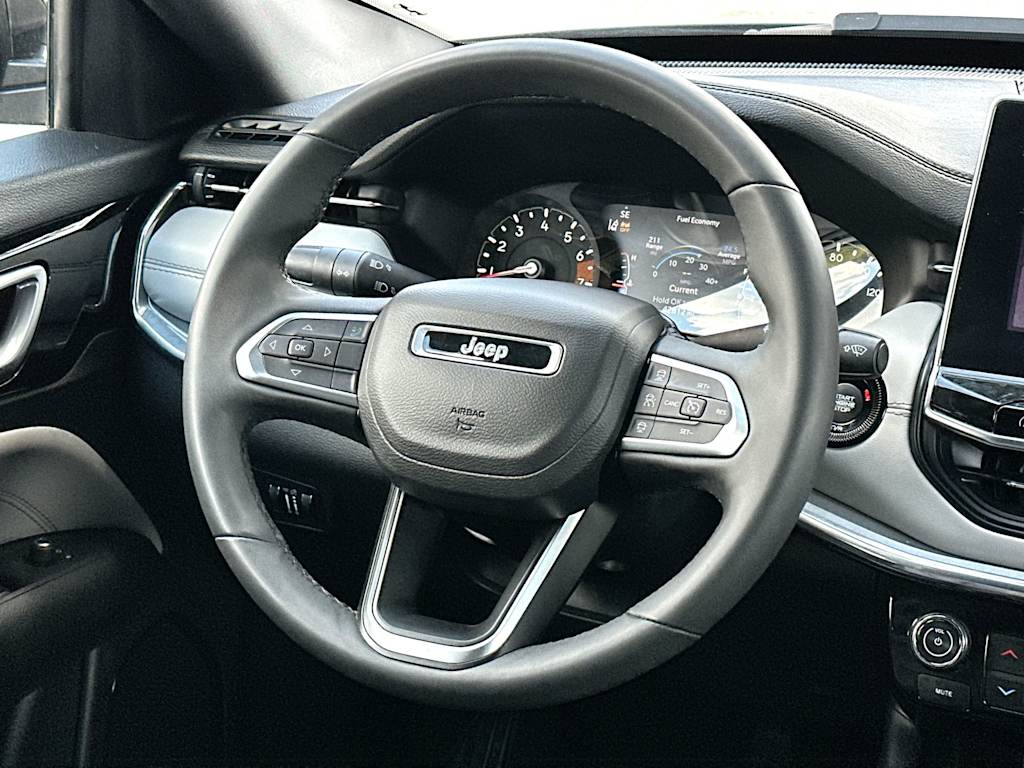 Thumbnail: 2024 Jeep Compass - 12