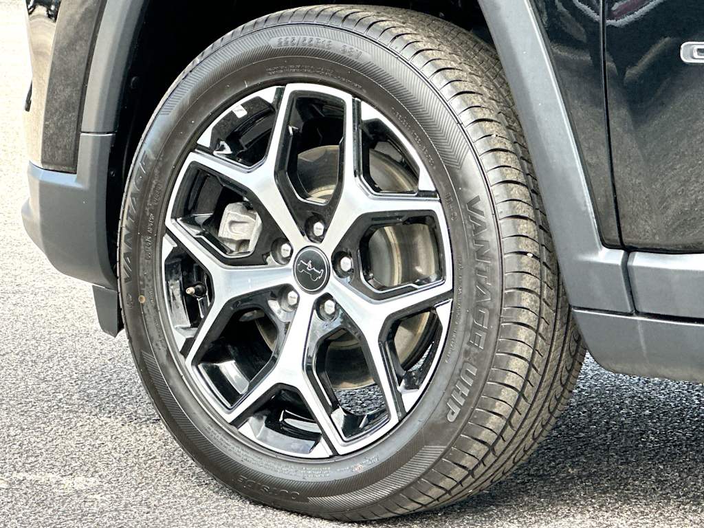 Thumbnail: 2025 Jeep Compass - 8