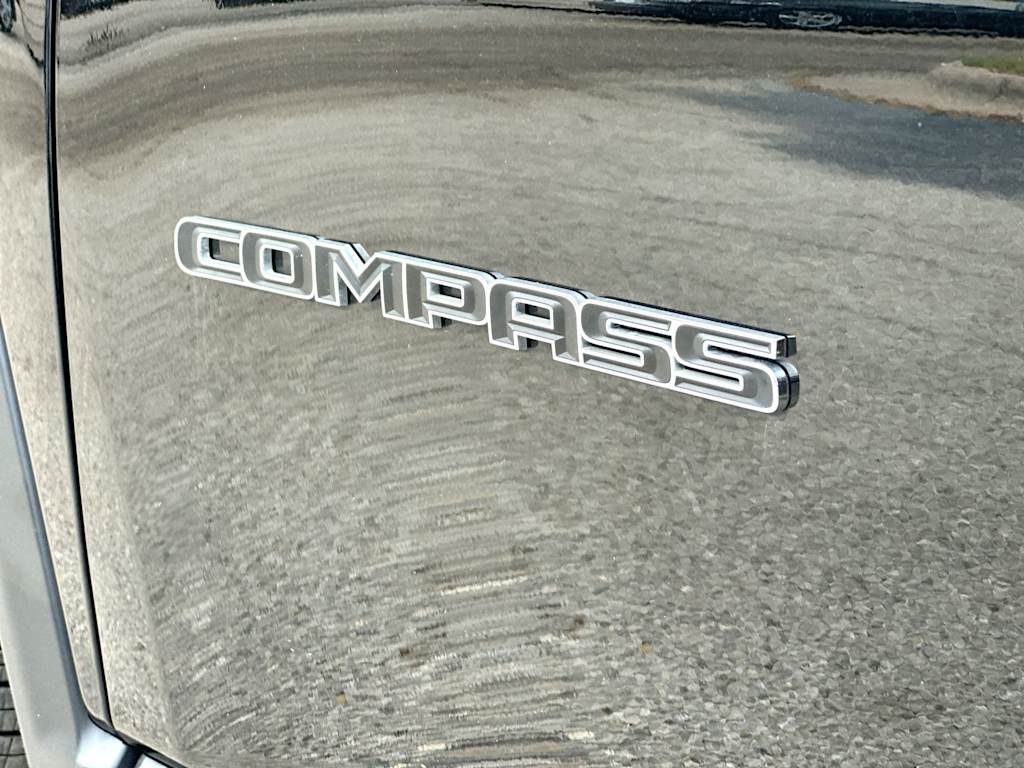 Thumbnail: 2023 Jeep Compass - 7