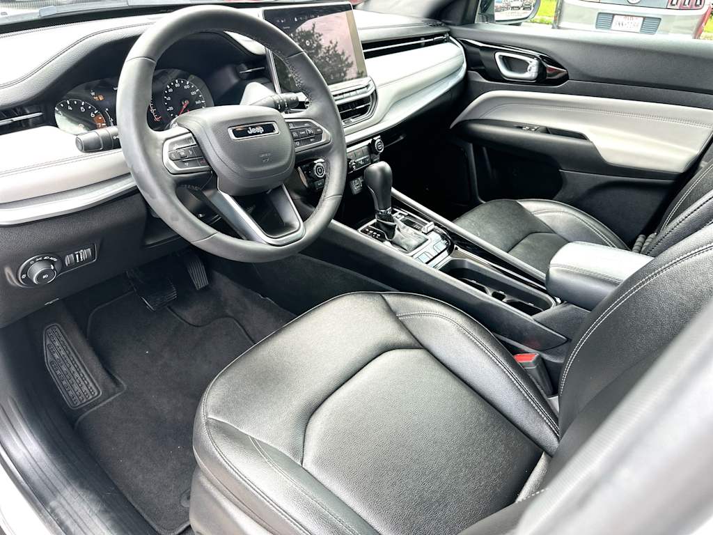 Thumbnail: 2025 Jeep Compass - 2