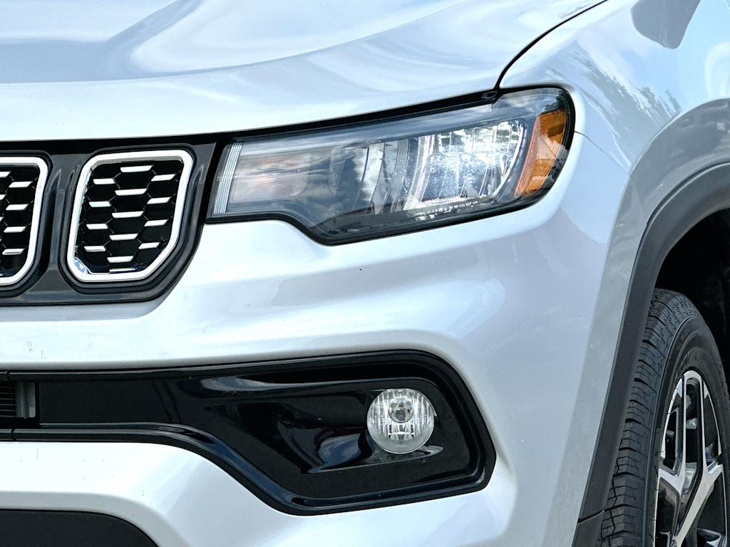 Thumbnail: 2025 Jeep Compass - 27