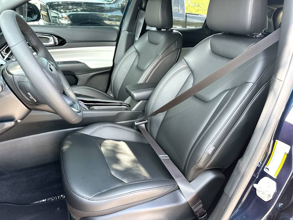 Thumbnail: 2026 Jeep Compass - 10