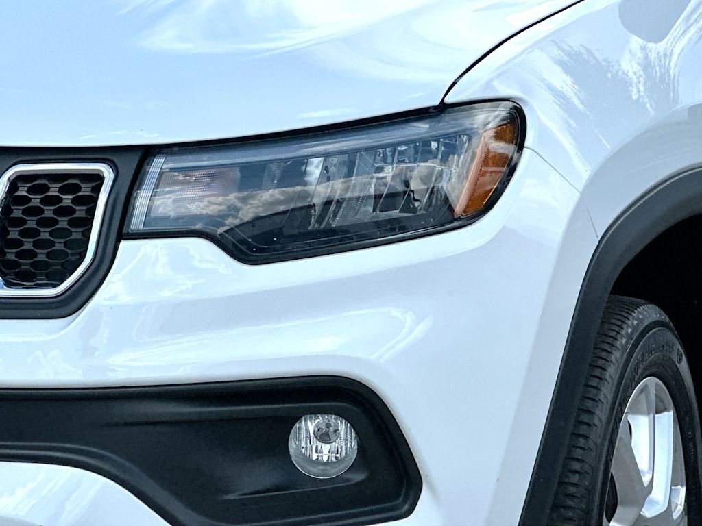 Thumbnail: 2023 Jeep Compass - 27