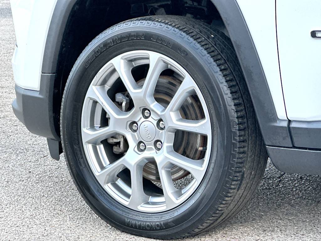 Thumbnail: 2023 Jeep Compass - 8