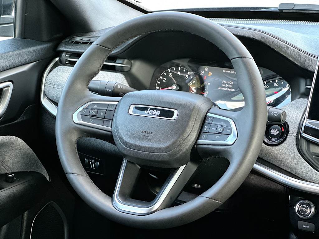 Thumbnail: 2023 Jeep Compass - 12