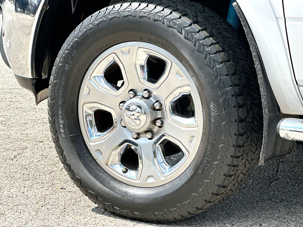 Thumbnail: 2016 RAM 3500 - 8