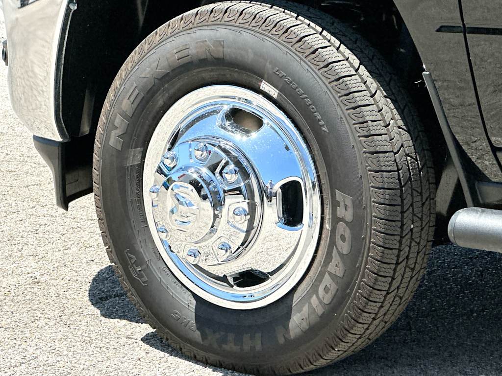 Thumbnail: 2026 RAM 3500 - 8