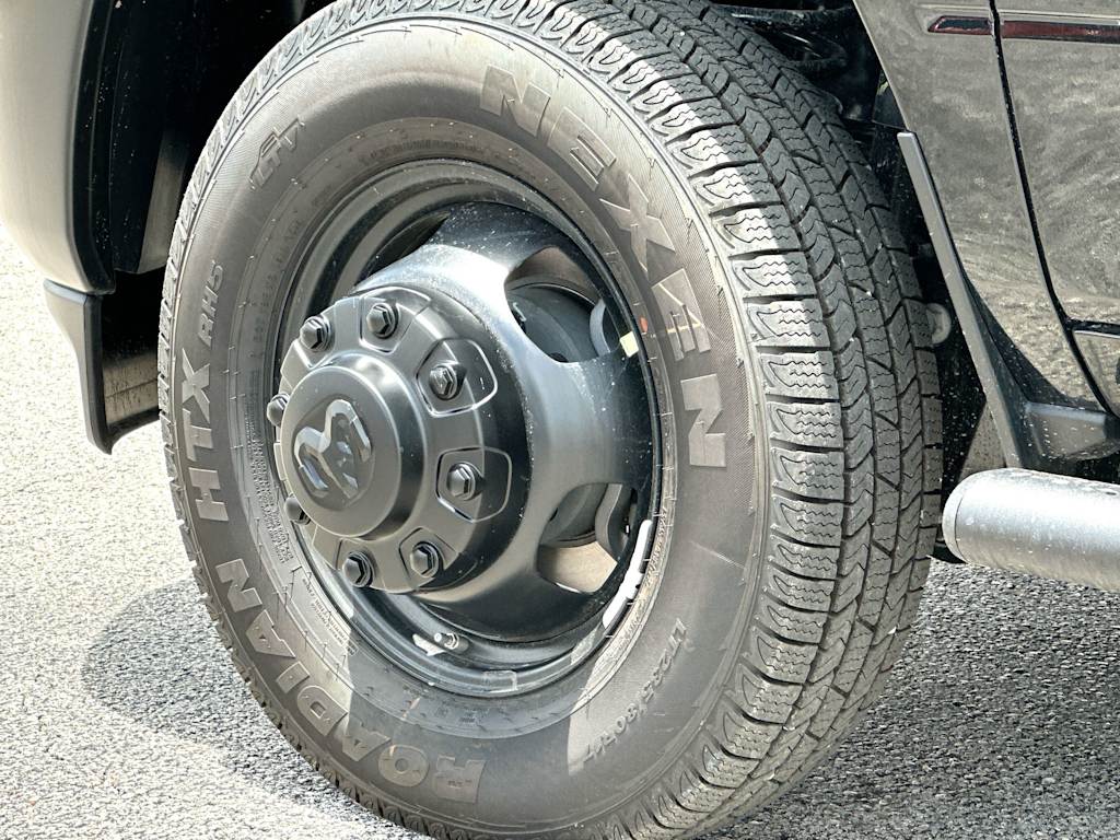 Thumbnail: 2026 RAM 3500 - 8
