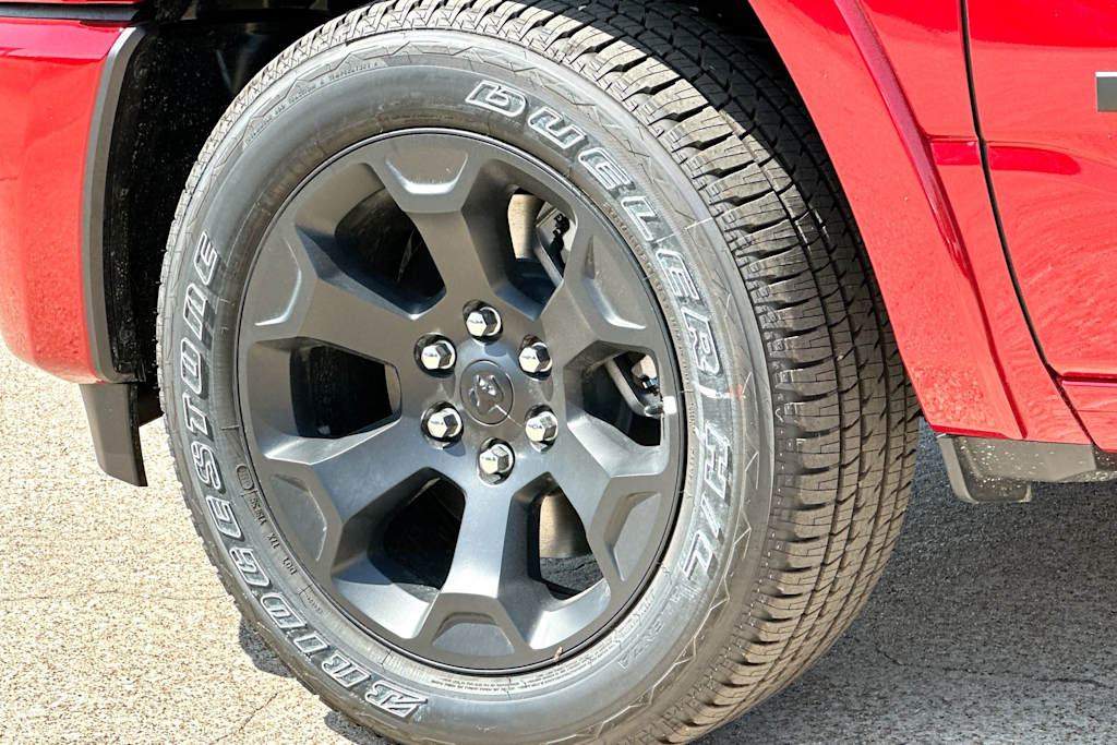 Thumbnail: 2026 RAM 1500 - 8