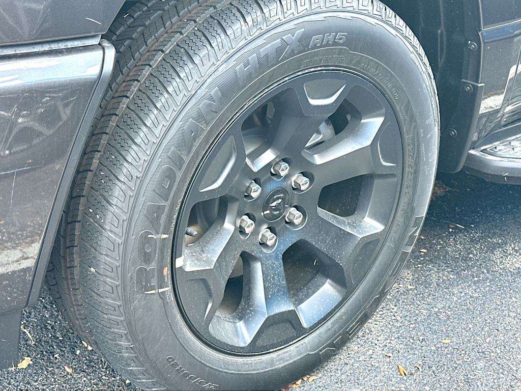 Thumbnail: 2026 RAM 1500 - 4